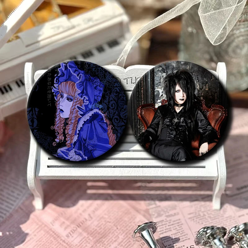 비주얼 록 밴드 Malice Mizer 버튼 핀 Mana Sama Klaha 고딕 미적 브로치 배지 가방 의류 액세서리 장식 팬 선물