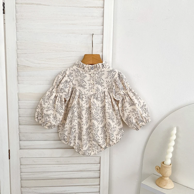 Baby-Mädchen Blumenmuster Bubble-Strampler mit Rüschenkragen, langen Puffärmeln, Baumwoll-Body für Neugeborene, Herbst-Einteiler-Outfit 0-24M – Detail 1