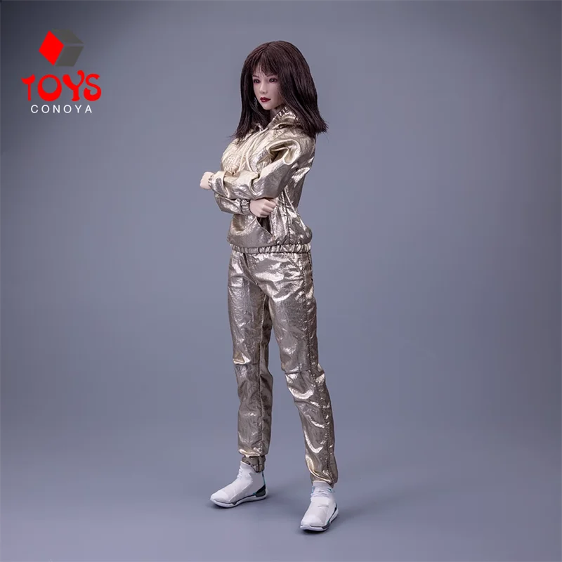 In Stock 1/6 Scale Female Hip Hop Sprots Clothes Street Dance Golden Clothes Model Fit 12'' Female Soldier Action Figure Body