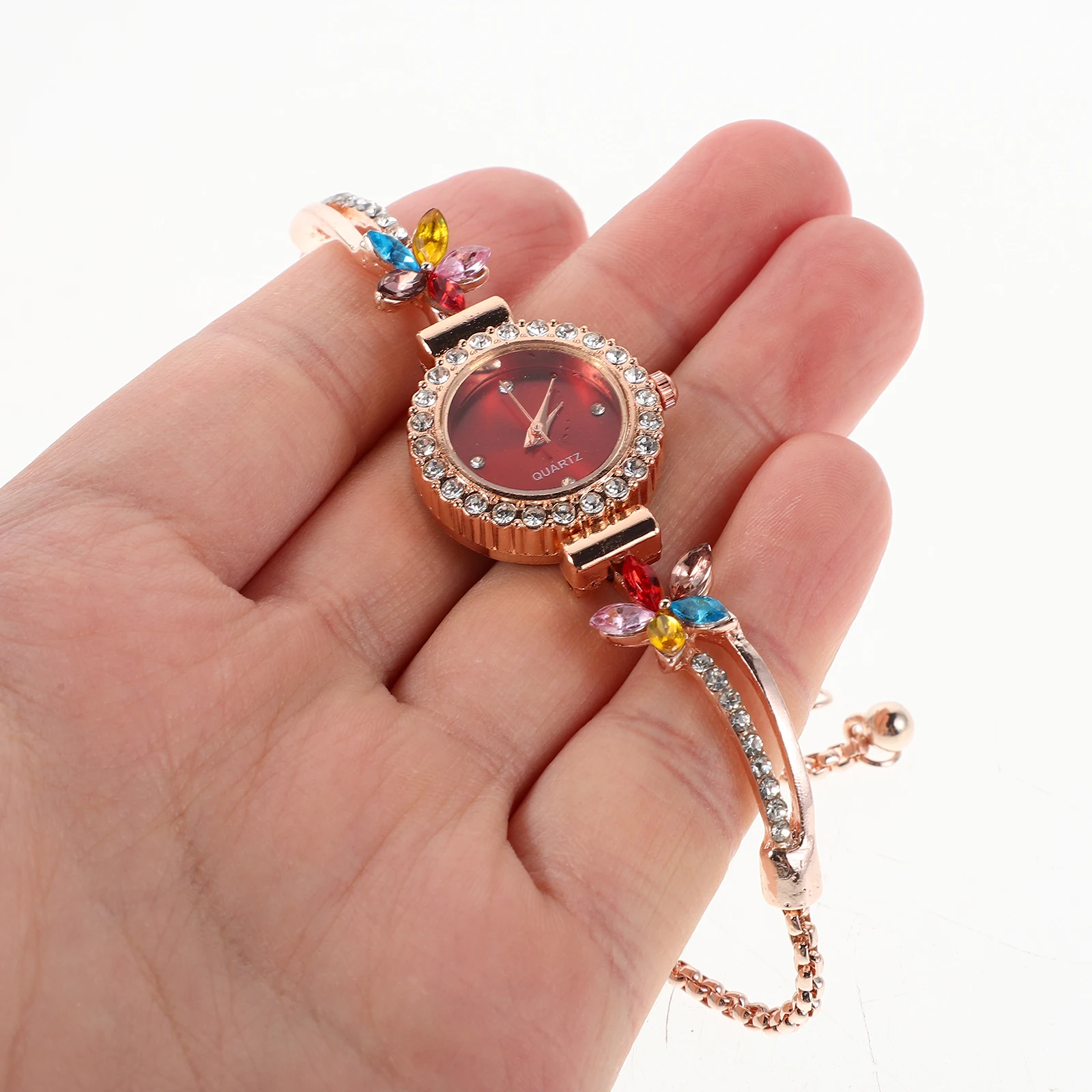 

Elegant Floral Rhinestone Ladies' Bangle Bracelet Watch Women'S Lightweight Quartz Small Waterproof Wrist Timepiece For Gift