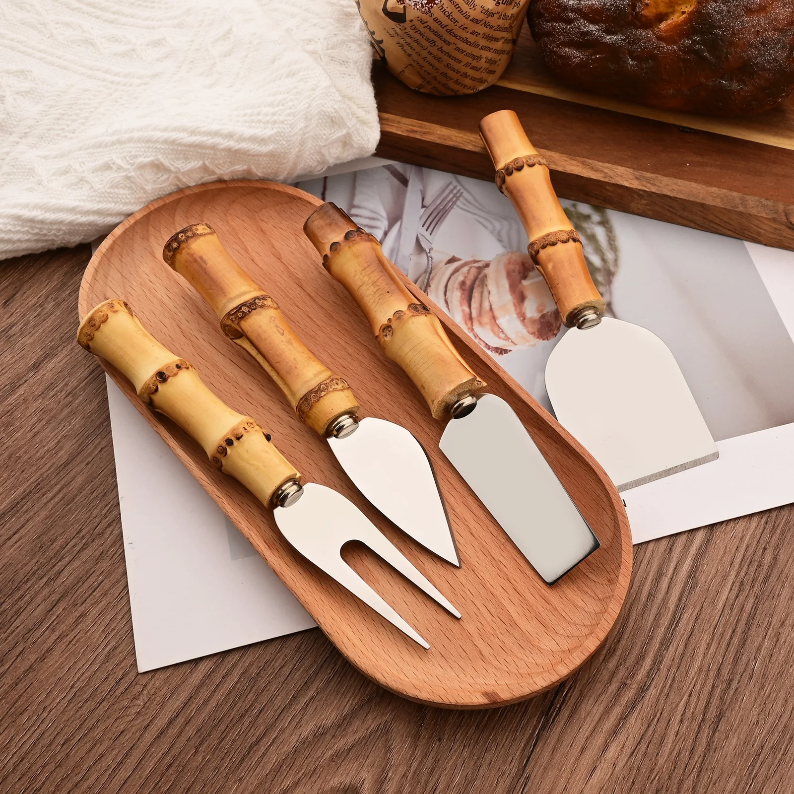 سكين الجبن 6 قطعة مجموعة أواني الطعام الفضة الطبيعية الخيزران مقبض الجبن سكين الفولاذ المقاوم للصدأ الجبن القاطع مجموعة اكسسوارات المطبخ
