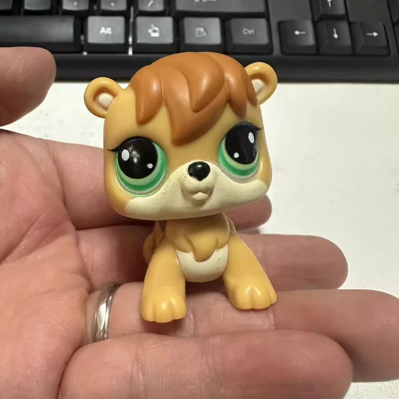 Hasbro littlest pet shop figura de ação dachshund esquilo borboletas aranhas bonito anime animal de estimação modelo coletar ornamentos crianças presentes