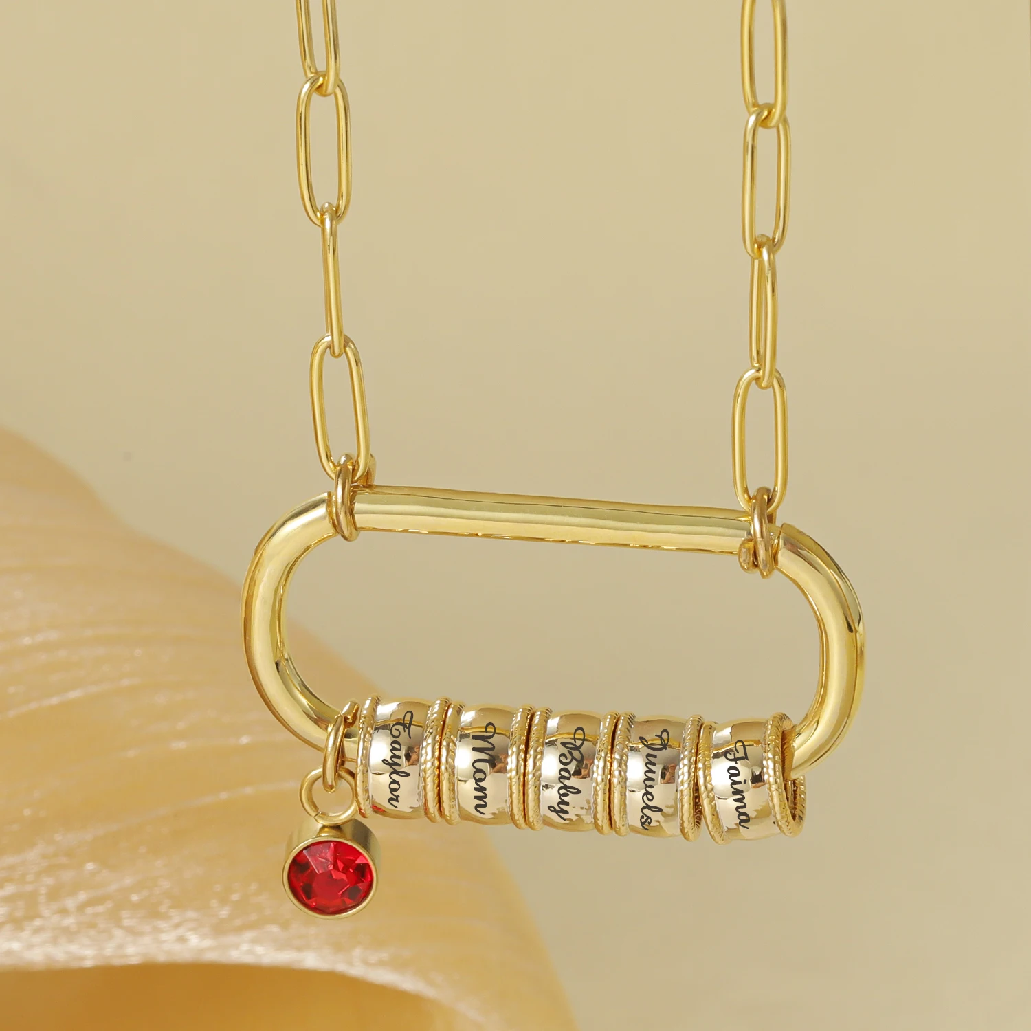 

Mother's Day Gift Personalized Name Beads Necklace Engraved Name Charm Custom Jewelry Necklaces For Woman Mother Family Gift