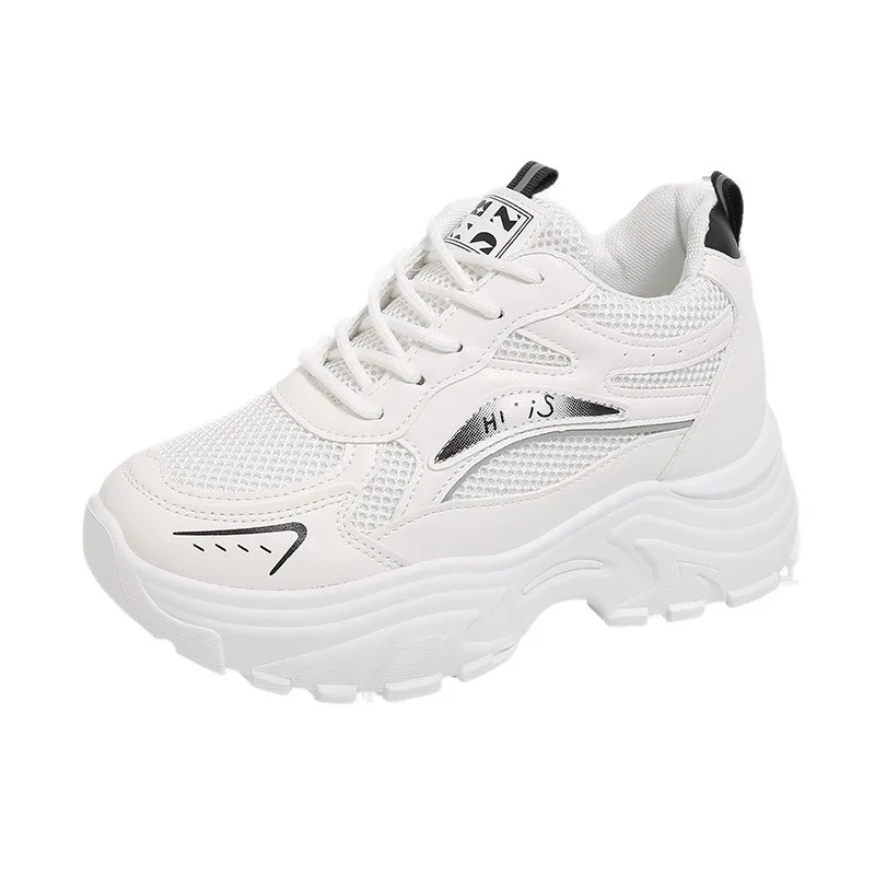 أحذية رياضية للأب شبكية قابلة للتنفس 2025 منصة صيفية نعل لزيادة الارتفاع وخفيفة الوزن ومتعددة الاستخدامات أحذية رياضية كاجوال عصرية