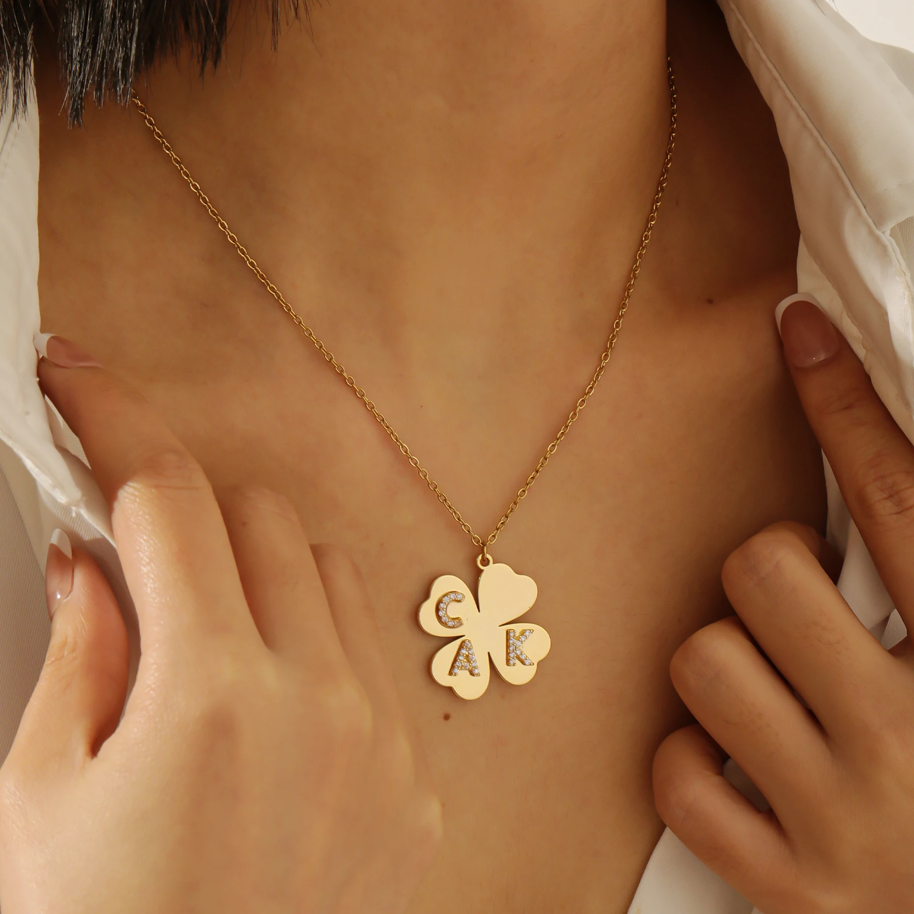 Customized Four Leaf Clover Necklace Personalized Clover Necklace Pendant For Women Stainless Steel Jewelry Valentine Day Gift