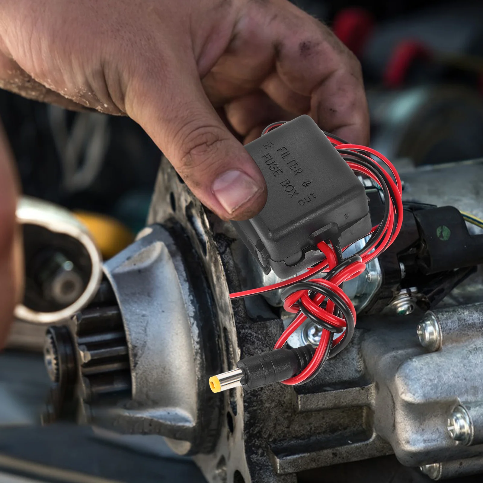 

Car 24V to 12V Converter Step Down Power Adapter Compact Voltage Regulator for Dash Cameras Car Adapter Converter