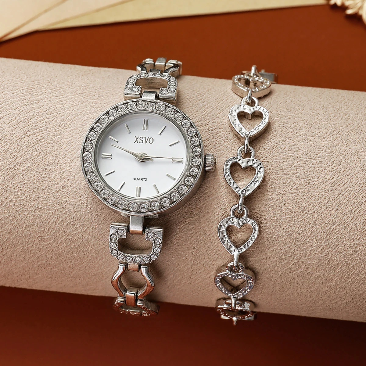 ساعة كوارتز نسائية عصرية صغيرة وخفيفة فاخرة ذات قرص دائري من الماس مجموعة سوار الحب الماسي مكونة من قطعتين، مناسبة لعيد الميلاد #4