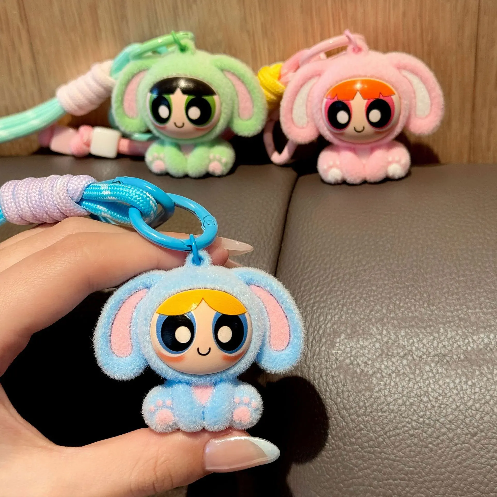 Sitting Long‑Ear Flocked Rabbit Keychain, Cute Kawaii Bag Charm, Sweet Ornament for Backpack & Handbag, Couple Gift