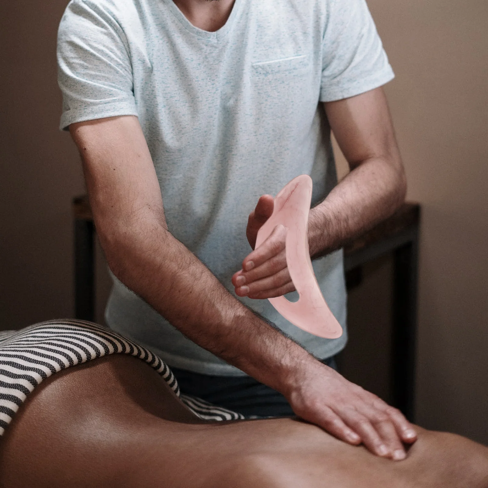 

Massage Scraping Board Beeswax Facial Neck Back Spa Care Resin Body Pain Relief Massager Professional Tool for Home Use