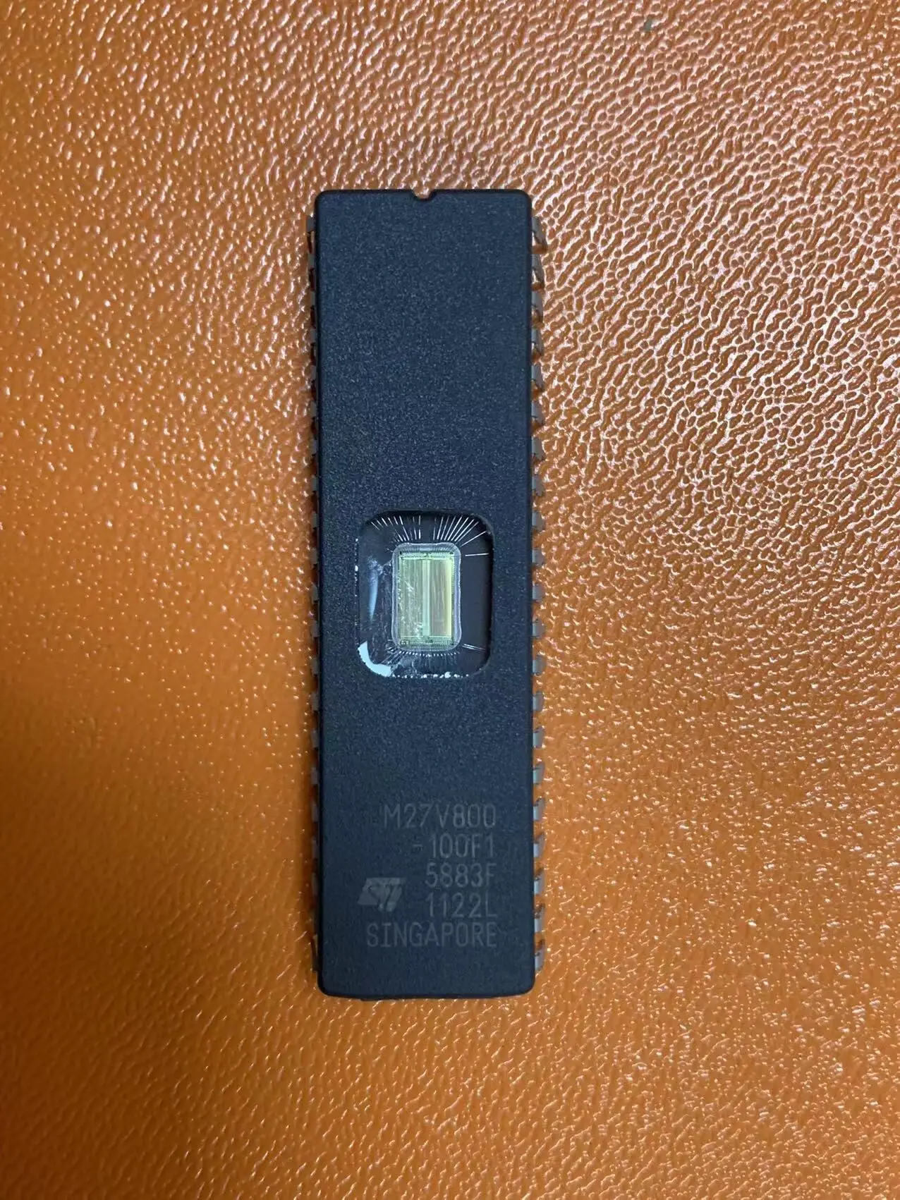 M27C800-100F1 M27C800 DIP, 3pcs