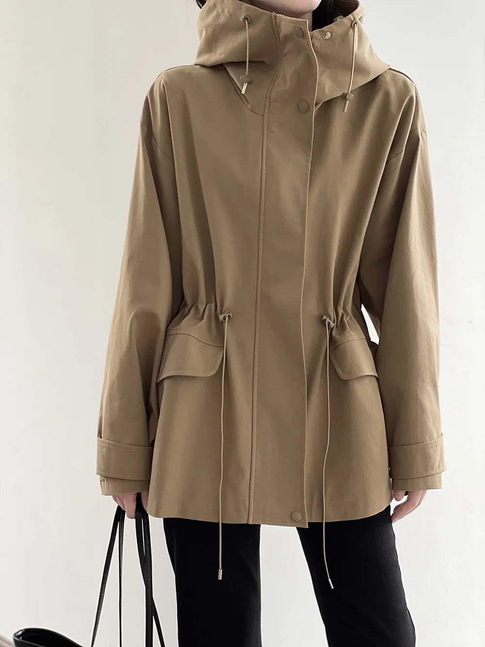 Fashion Hooded Trench Coat for Women\'s Spring and Autumn Solid Color Waist Design Windproof Coat Retro Casual Loose Jacket