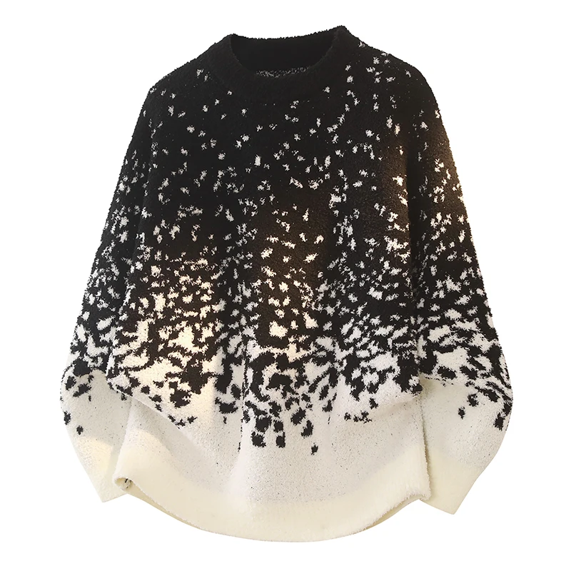 

A loose and warm knitted sweater for boys and teenagers in the autumn and winter of 2025 with a round-neck pullover gradient