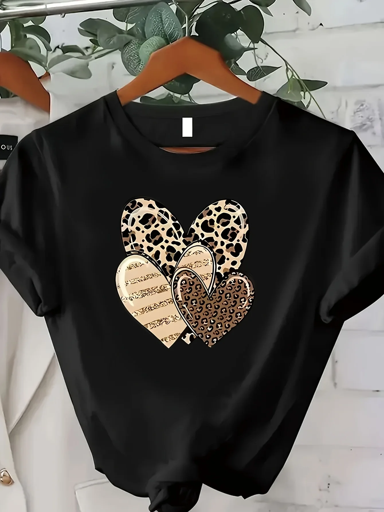 

С короной и сердечком, всесезонная повседневная одежда, повседневная одежда, женская белая повседневная футболка с круглым вырезом и коротким рукавом с графическим рисунком