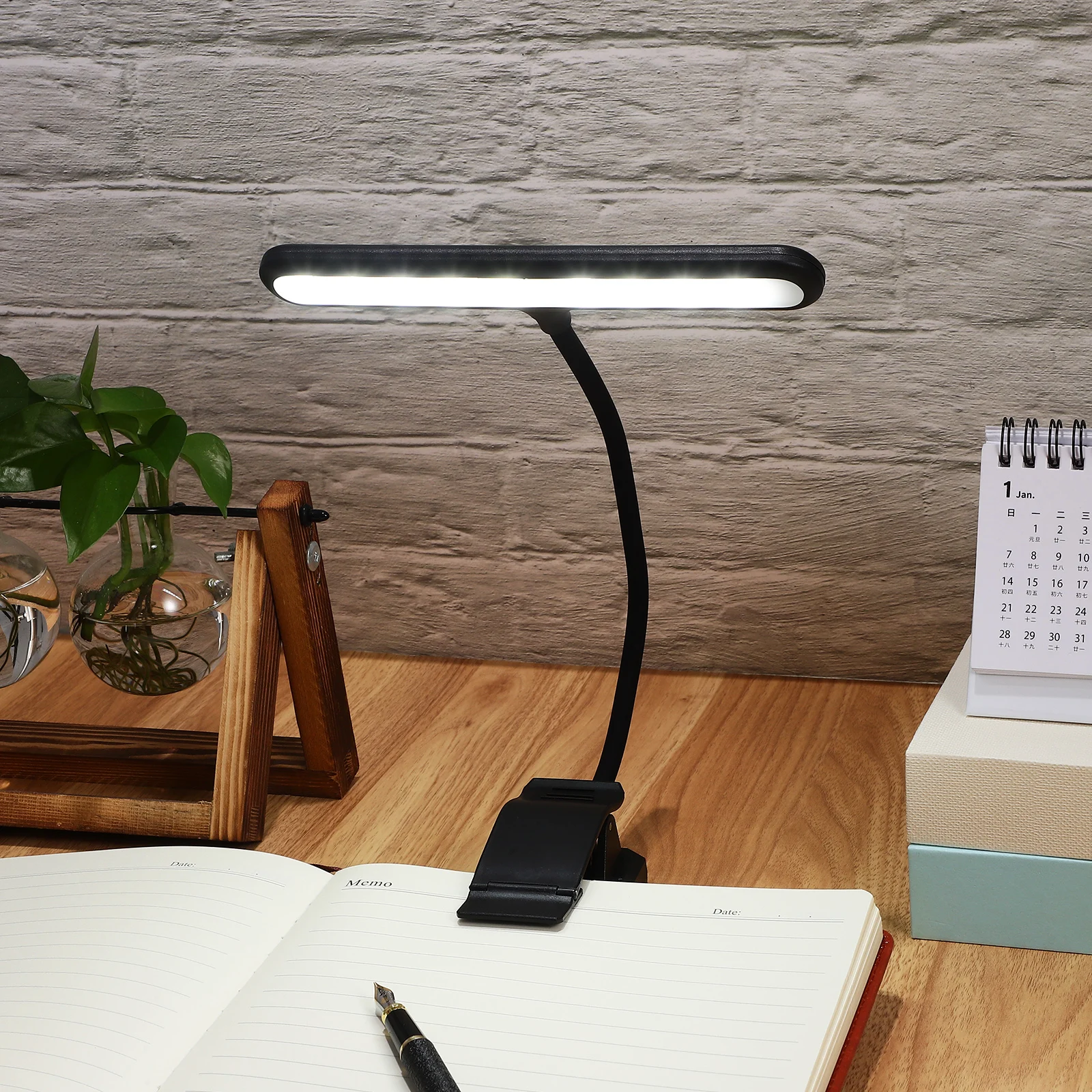 

Indicator Light 27 LED Reading Lamp Clip Stand Piano Desk Rechargeable Eye Protection USB Table Lamp