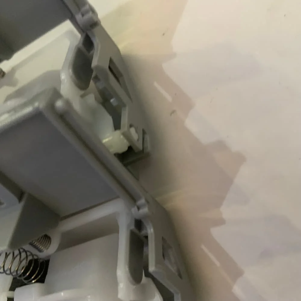 

RM2-5745-000 F2A68-67913 для HP M402 M403 M426 M427 M501 M506 M507 M527 M528 M304 M305 M329 M40 M428 Разделительный ролик