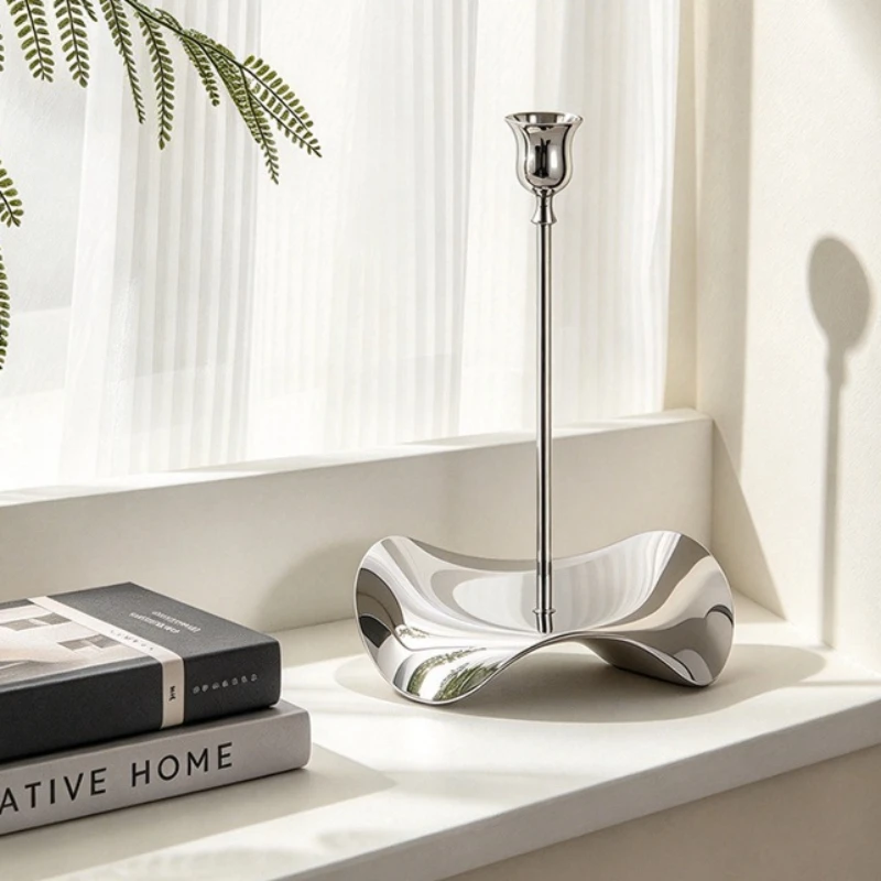 Irregular Base Candle Holders Abstract Art Bell Head Candle Holders Luxury Delicacy Metal Candles Holder Home Decoration