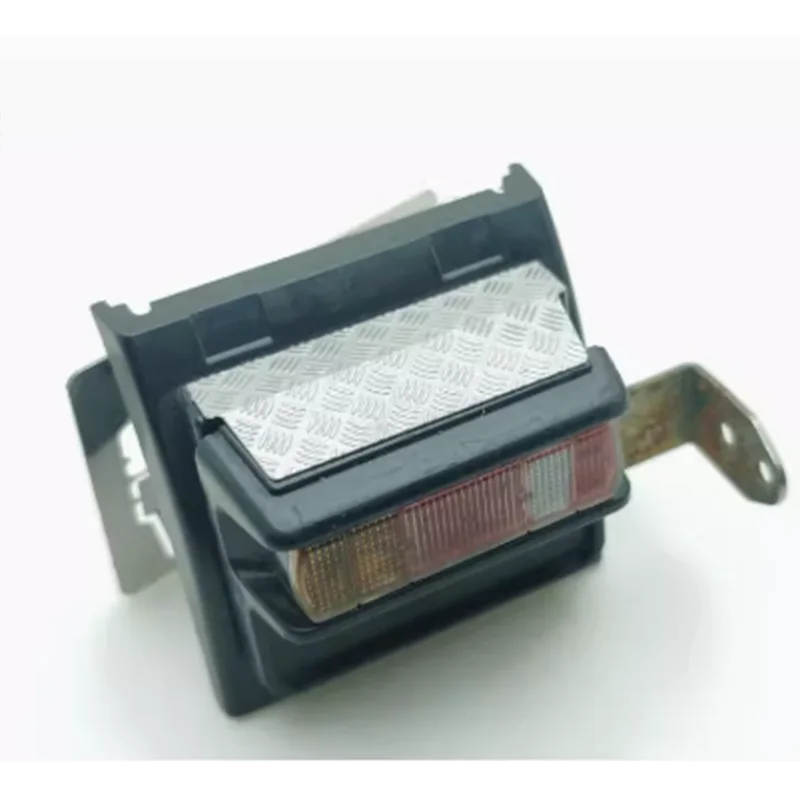 1 Stuks Simulatie Metalen Zilveren Achterlicht Skid Plaat Voor 1/14 Tamiya Rc Vrachtwagen Auto Scania R730 R620 R470 56323 Diy Onderdelen Speelgoed