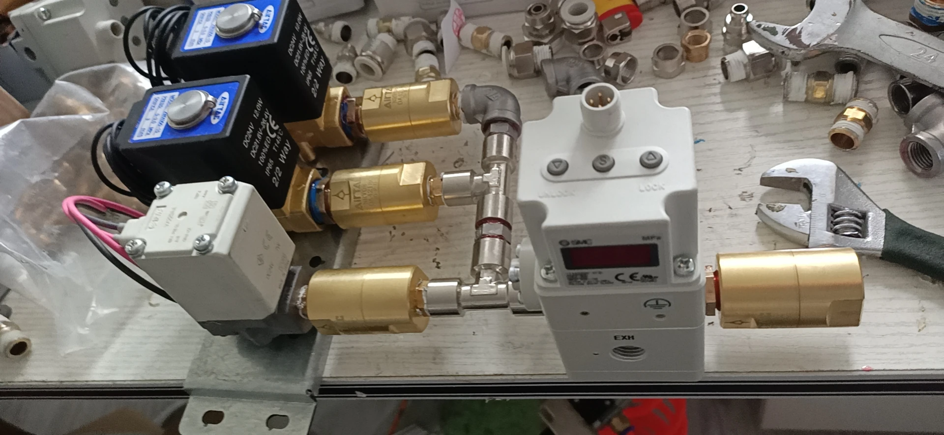 ファイバー切断機用TLFアシスタントエアバルブ フィルタースイッチソレノイド比例逆止弁