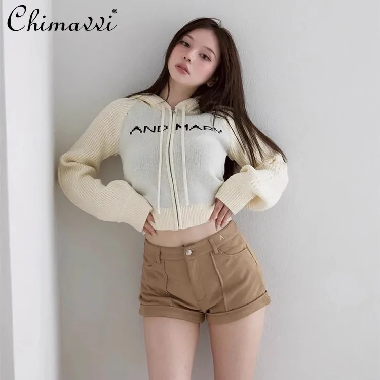 Japoński styl, żakardowy kardigan z zamkiem błyskawicznym, dzianinowy, z długim rękawem, z kapturem, krótki kardigan, top na ramiączkach, zestaw 2-częściowy, jesienna odzież damska.