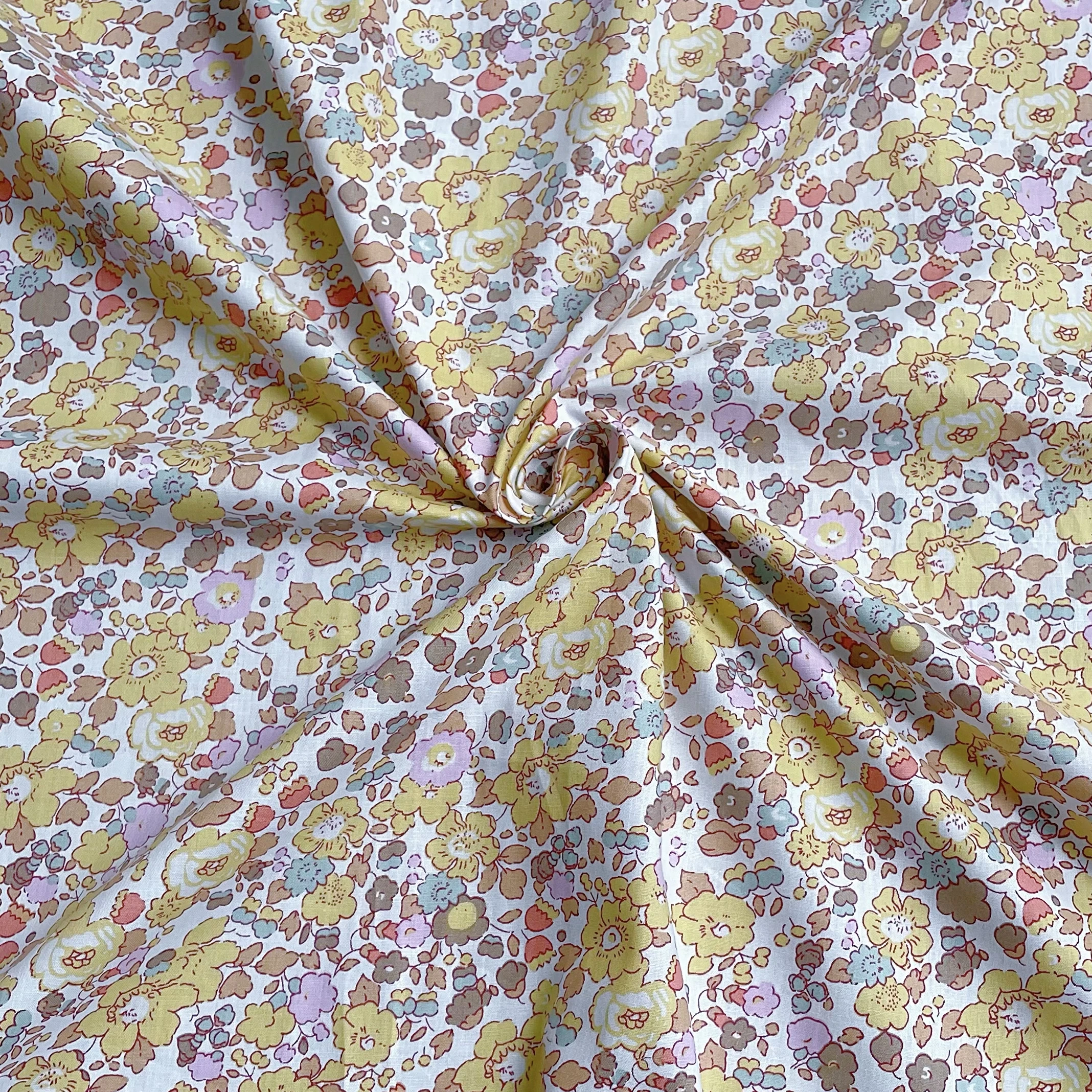 Betsy Light Yellow 100% Cotton Poplin Fabric 40S Like Liberty Digital Printed For Sewing Cloth Dress Skirt Kids Designer Design