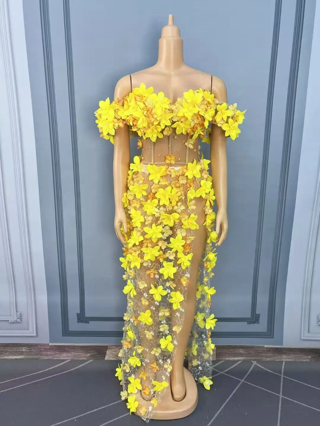 Ręcznie Robione Kwiaty Perły Ozdobne Siateczkowe Bluzki i Spódnice Komplet Kwiatowy Strój na Urodziny Elegancka Sukienka na Występy Sesje Zdjęciowe Stroje Sceniczne