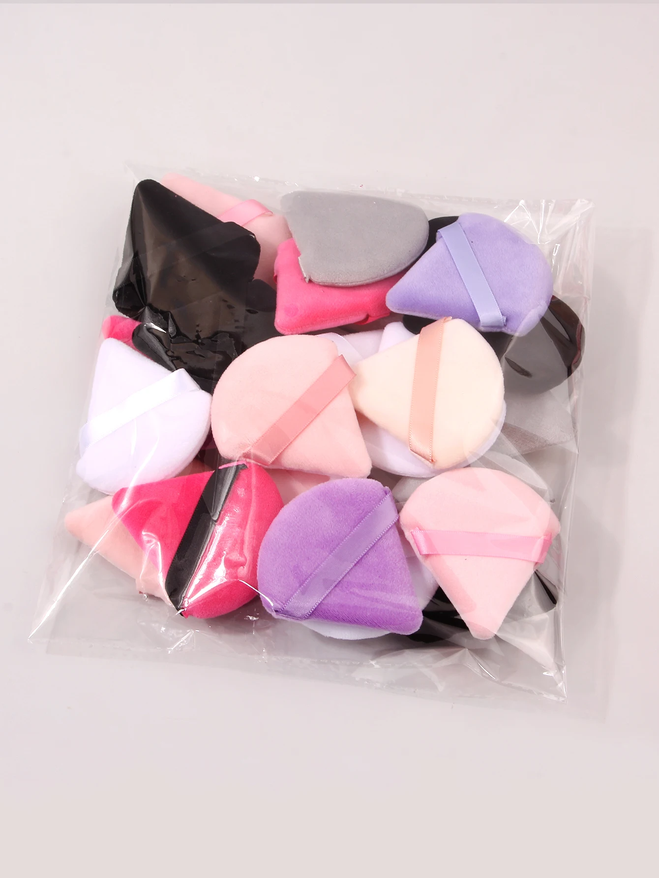 Soft Plush Powder Puff para pó solto Maquiagem Foundation Puff, cores aleatórias, aleatoriamente triângulo, cosméticos líquidos, 25pcs