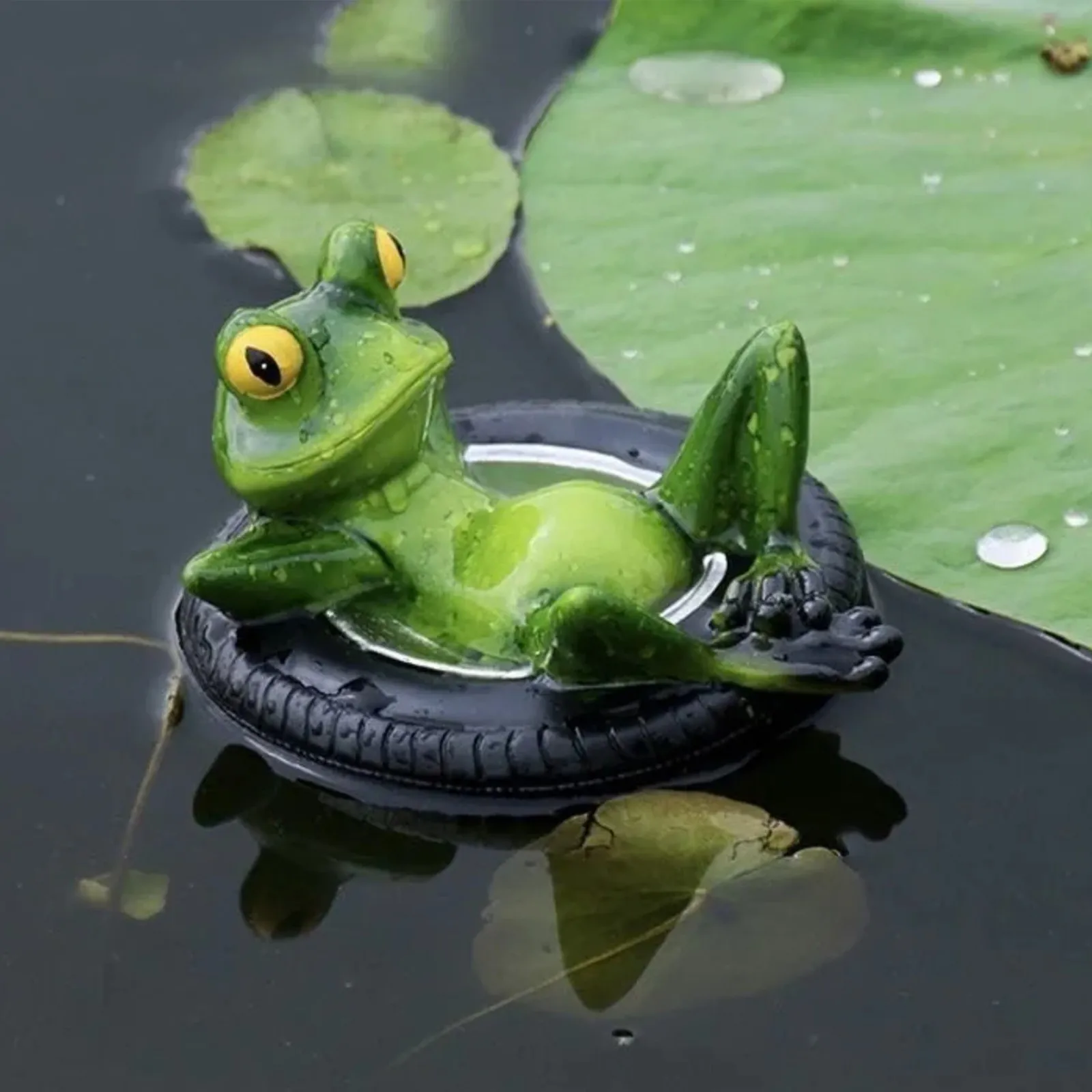 

Novelty Backed By Tire Frogs Garden Courtyard Water Interesting Floating Ornaments Pool Simulation Animal Decoration
