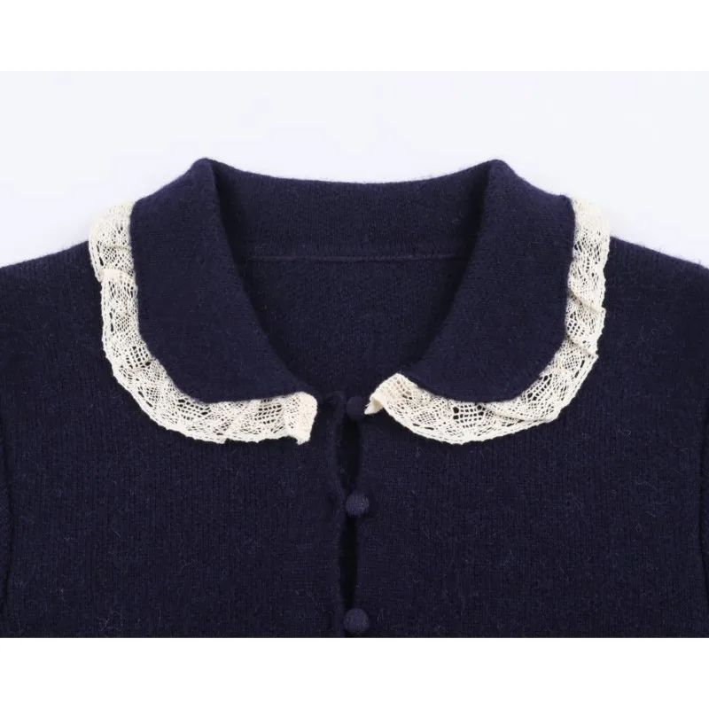 เสื้อคาร์ดิแกนไหมพรมผู้หญิงสำหรับฤดูใบไม้ร่วง แต่งลูกไม้ ปกปีเตอร์แพน ตัดต่อผ้า แขนยาว ติดกระดุม สไตล์ลำลอง เสื้อสเวตเตอร์ผู้หญิง เสื้อท่อนบนผู้หญิง