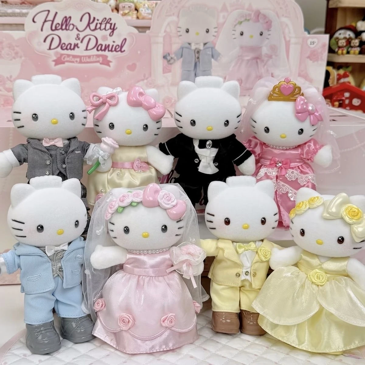 New Hello Kitty & Dear Daniel Century Wedding Series Soft Furry Blind Box Cute Romantic Valentines Day Doll Pendant Couple Gift
