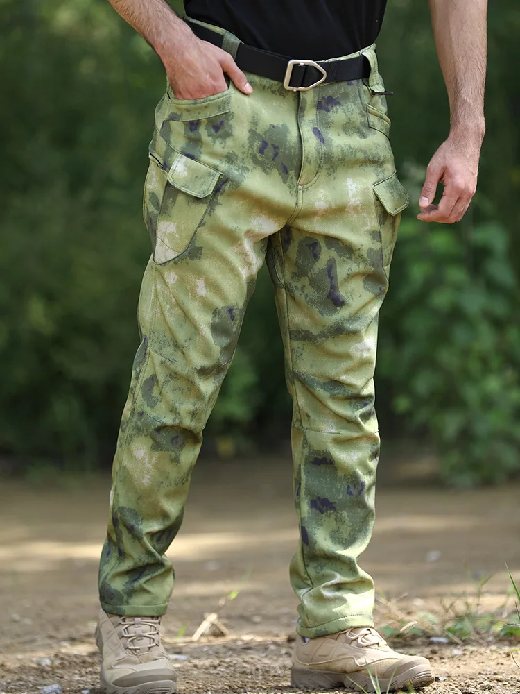 ‌Men's Softshell Tactical Pants-Fleece-Lined Waterproof Hiking Cargo Pants with Knee Pads Windproof Outdoor Work Pants Climbing