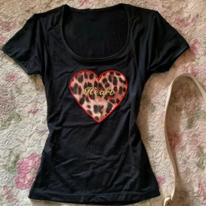 

Love Leopard Print Tshirts Women Clothes Slim Fit Short Sleeve Chic Tees Fashion Koream Summer Camisetas Casual O-neck T-shirt