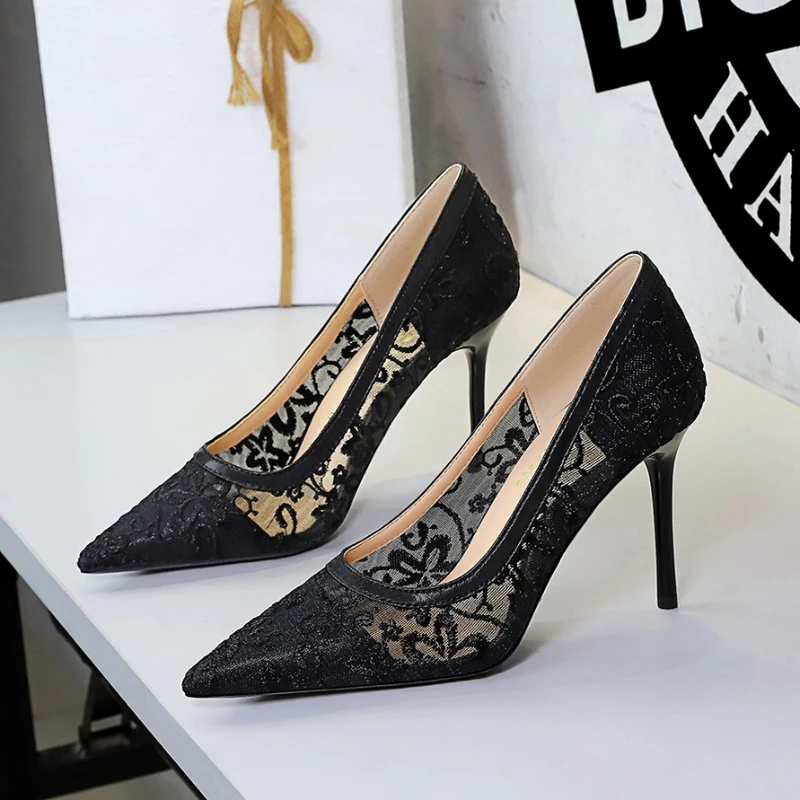 Women Champagne Gold Floral Gold Thread Embroidery Lace Pointed Toe Pumps See-through Mesh Thin Stiletto Heels Bridal Wedding El