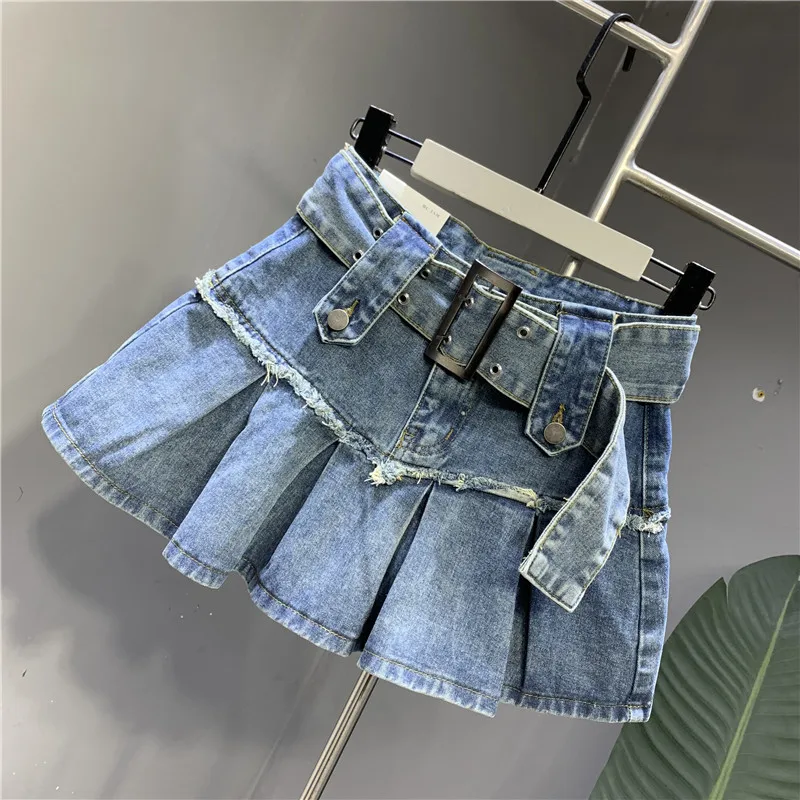 Retro Light Blue Pleated Denim Skirt 2024 Summer Sweet Cool Spicy Girl Belt A-line Half Skirt Fashion High Street Ladies Wear