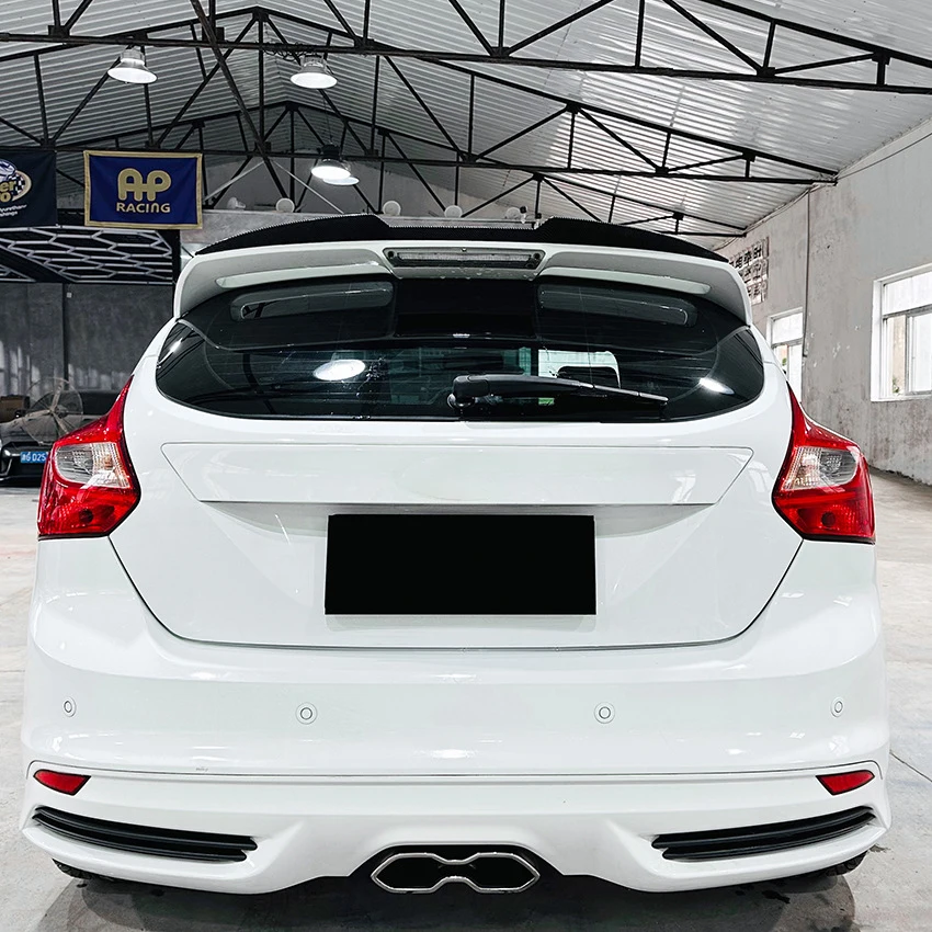 

Rear Spoiler For Ford Focus MK3 ST-Line ST 2011-2017 Car Rear Roof Trunk Spoiler Lip Trim Glossy black/Carbon Fiber look