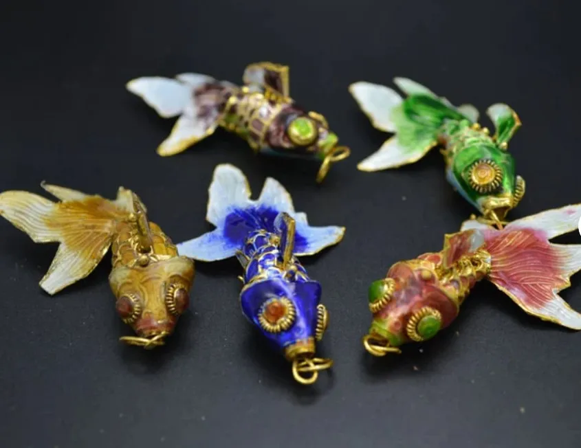 5pcs Bright Colors Chinese Enamel Wiggling Small 3.5cm Cloisonne Goldfish Fish Cute Charms Pendants For Fashion Earring Making