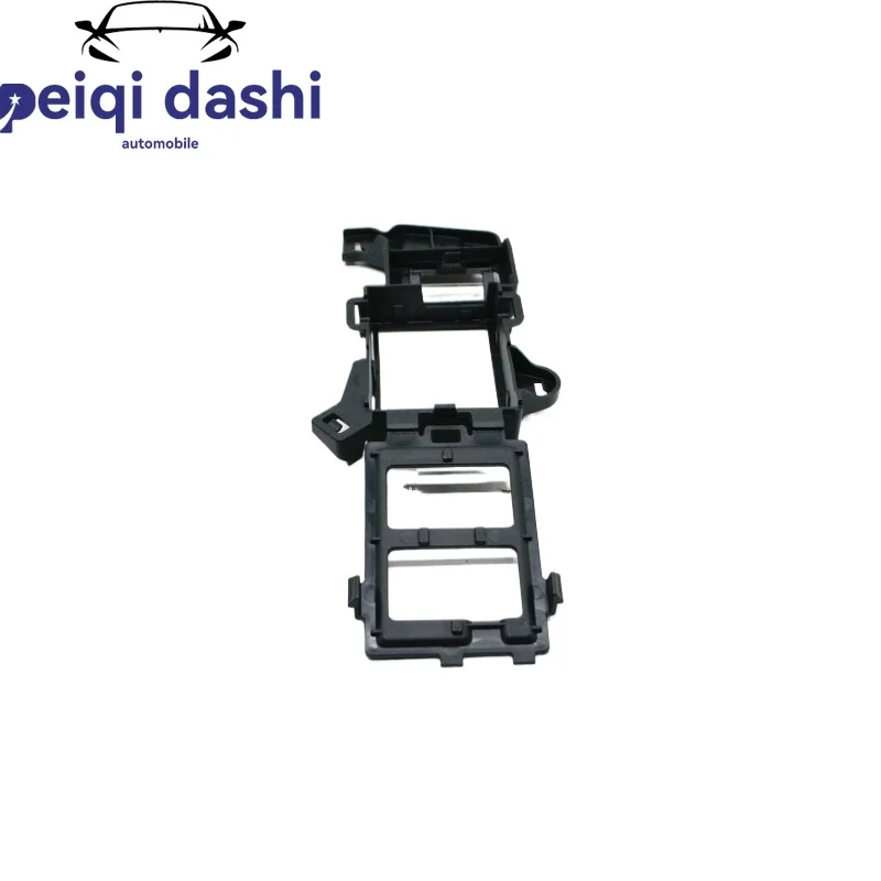 

Кронштейн датчика расстояния A1178851001 для MERCEDES-BENZ CLA COUPE C117