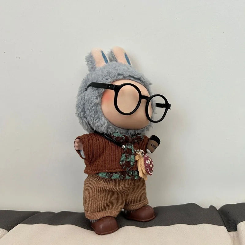 Coole poppenkleertjes in schoolstijl 17 cm blinde doos aan de voorkant Hoge energie-serie poppenkleertjes modieus, trendy en casual