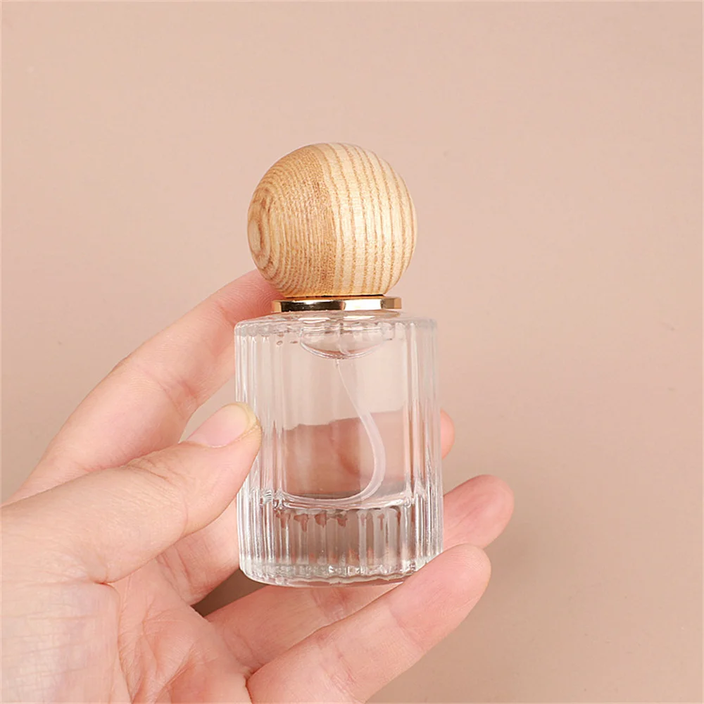 30ml/50ml Perfume Bottle Walnut Lid High-End Portable Glass Spray Bottle Large Capacity Replacement Cosmetic Dispenser Bottle