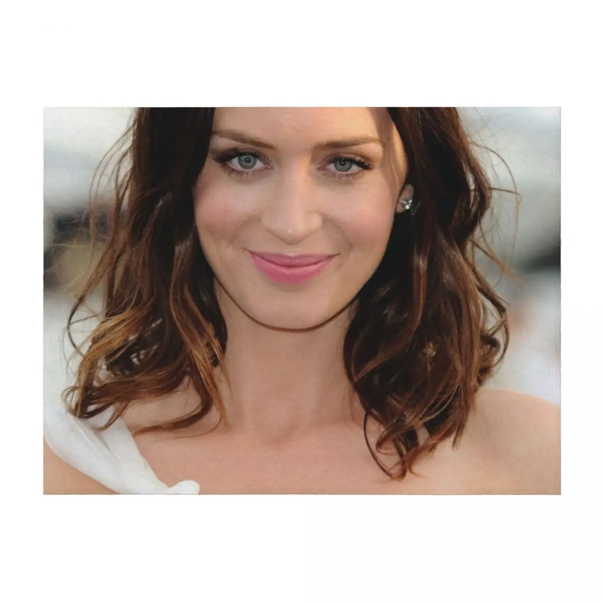 

Emily Blunt Throw Blanket for babies Soft Plaid Beach Tourist Blankets