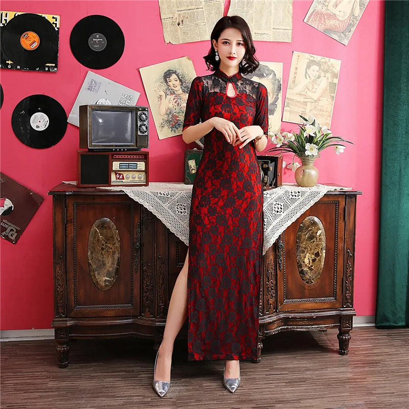 

Women Black Red Long Cheongsam Lace Vintage Mother Dress Elegant Slim Traditional Evening Dresses Plus Size Qipao S2199