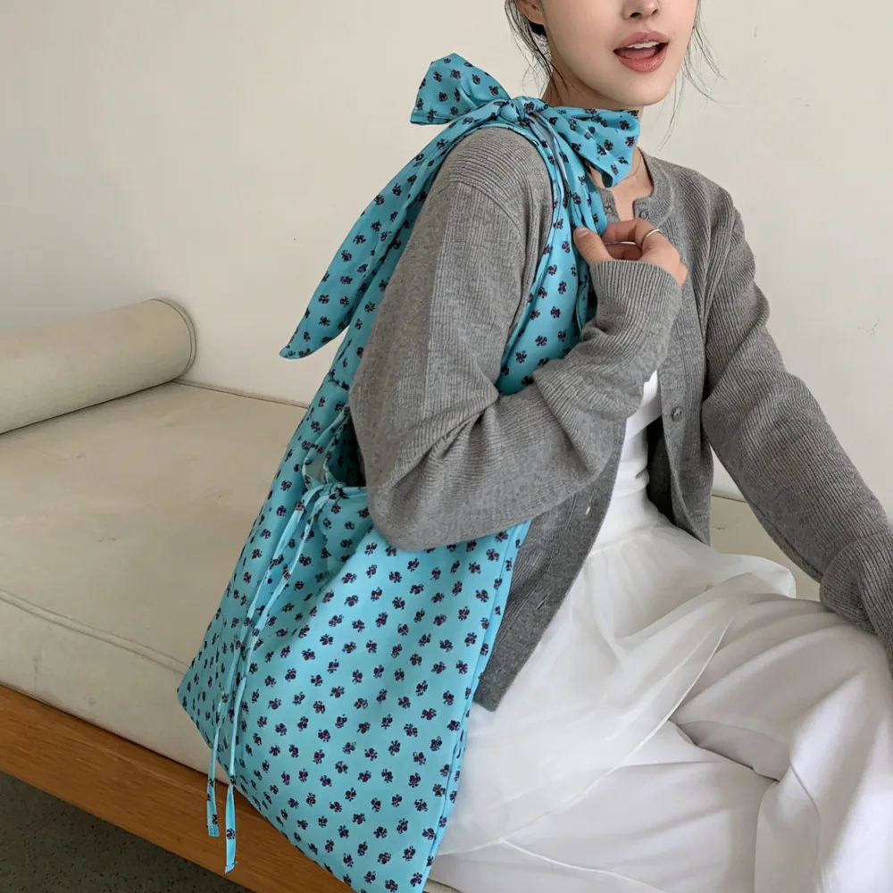 Retro Floral Travel Shoulder Bags for Women Loose Style High Capacity Ladies Shopping Bag Lightweight Student Class Tote Handbag