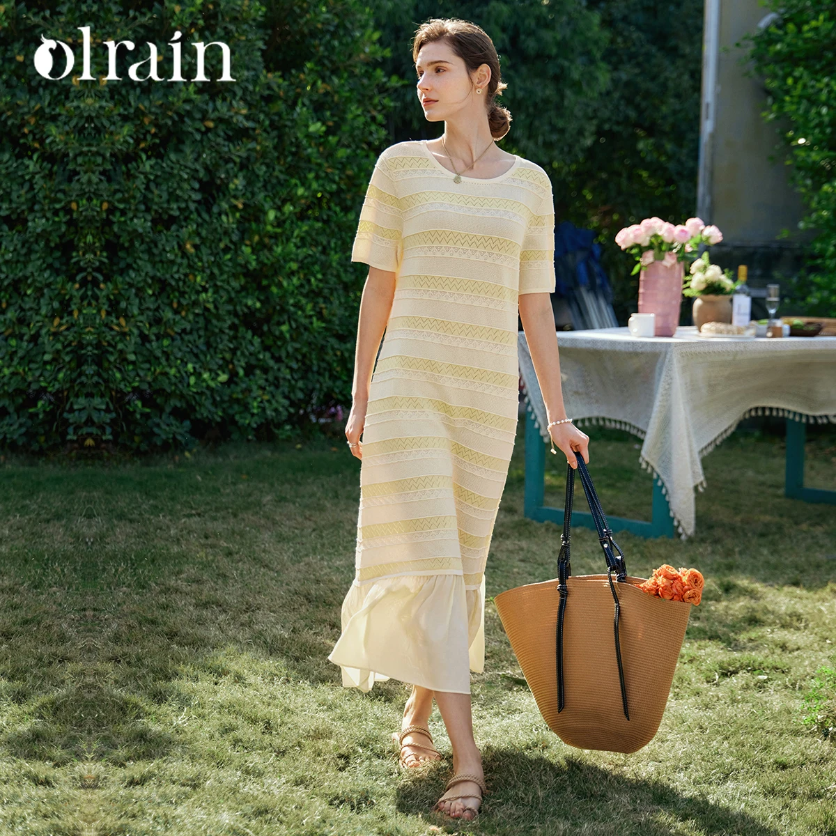 

OLrain Women Summer Dresses 2025 French Ashion Hollow Design Striped Knitted Dress Short Sleeve O Neck Splicing Dress O24XZ86299