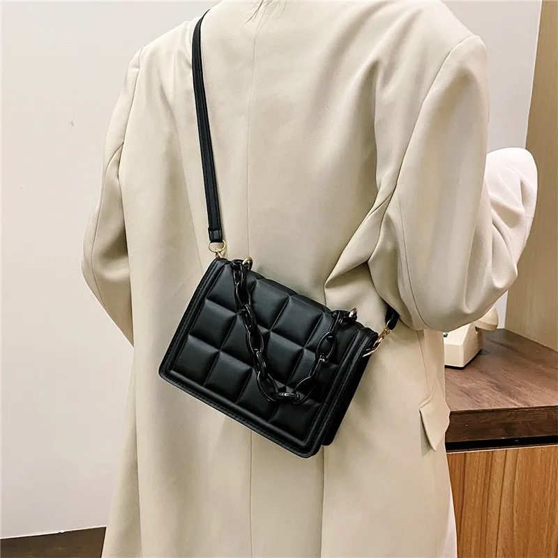 Red PU Crossbody Bag 2023 Women\'s Fashion Checker Chain Buckle Shoulder Bag Casual Trend Versatile Commuter Stereoscopic Handbag