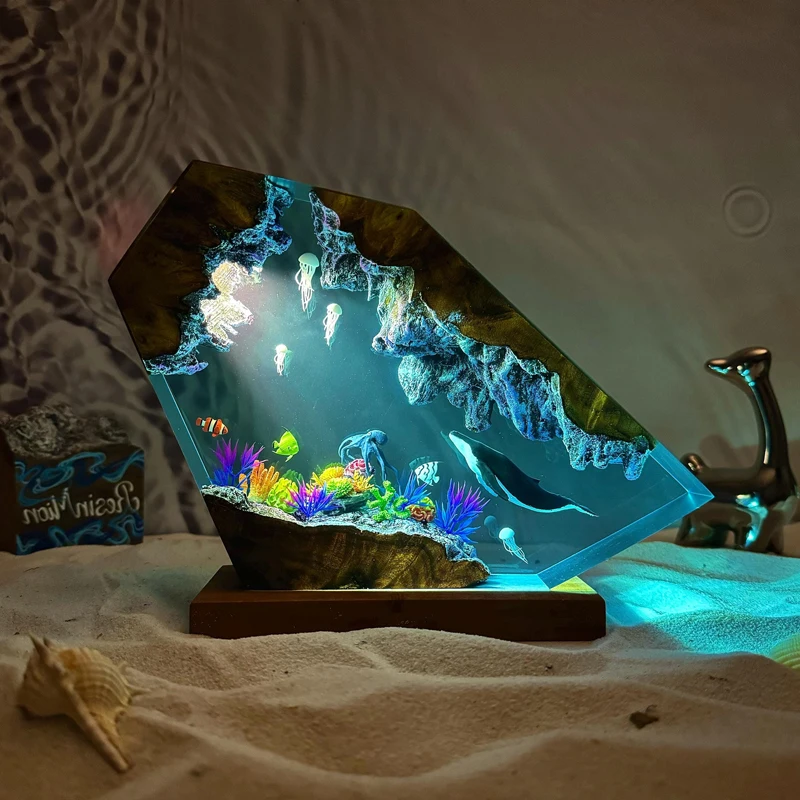 Sea Exploration Organism Resin Table Light Creactive Art Decoration Lamp Whale Octopus Jellyfish Theme Night Light  USB Charge