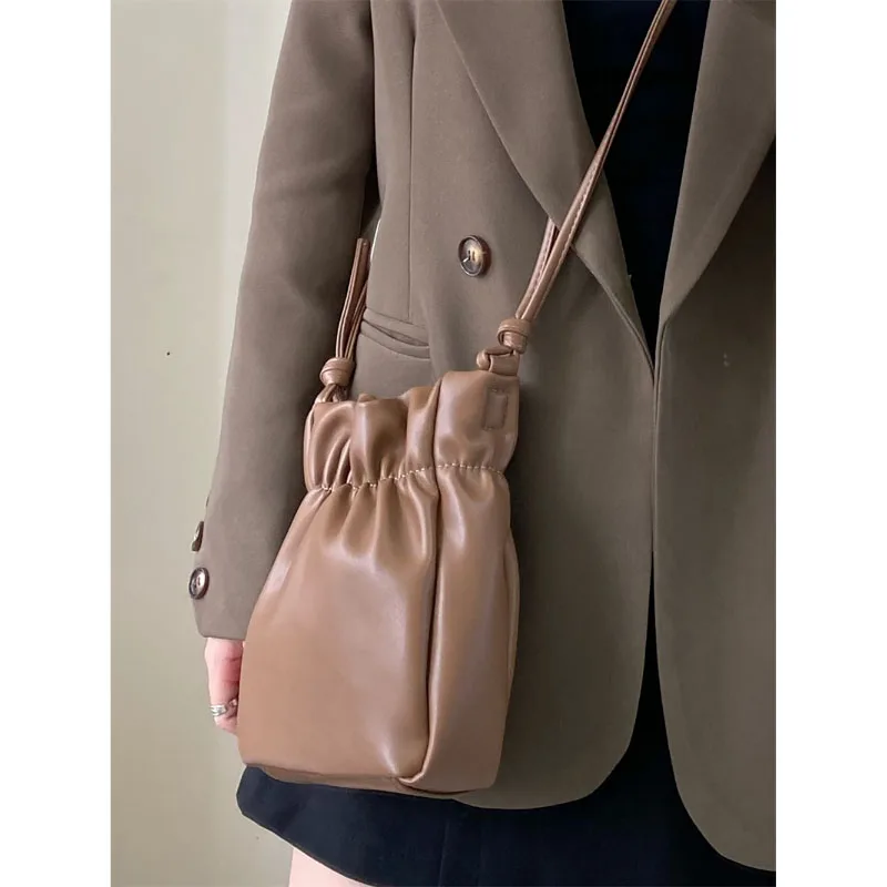 Korean Cute Pleated Bucket Bag Women Fashion All-Match Texture Soft Leather Mini Bag Popular Shoulder Crossbody Mobile Phone Bag