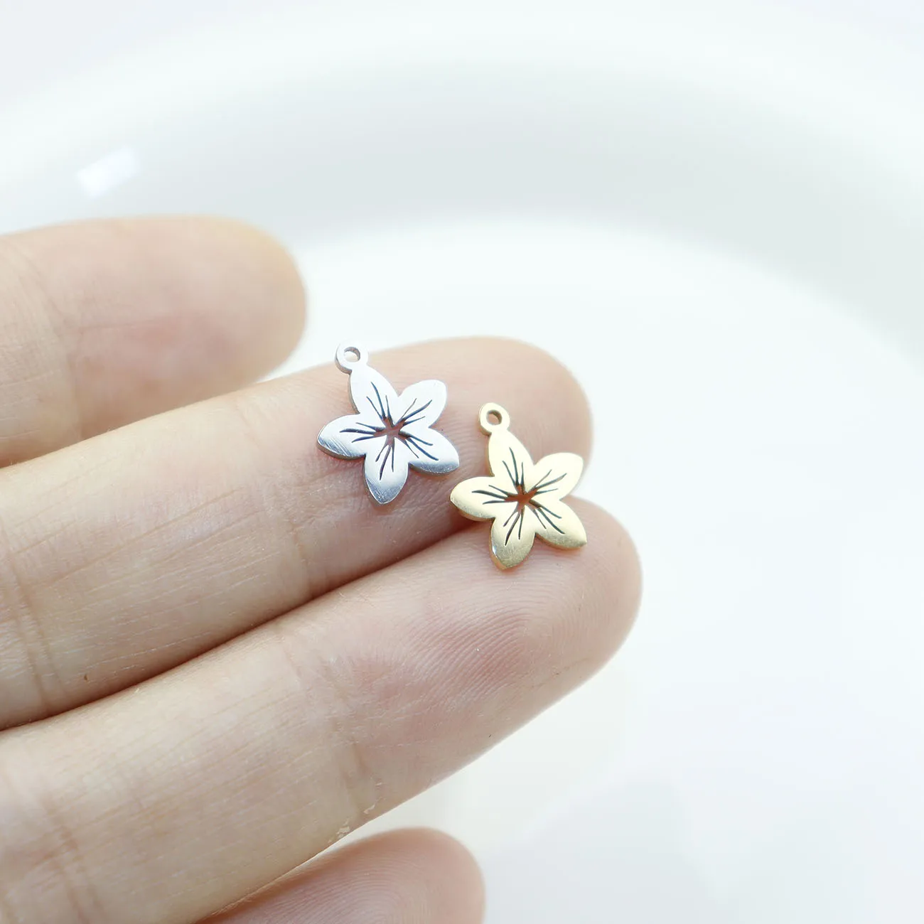 10pcs Stainless Steel Flower Fashion Jewelry Accessory Charms DIY Handcraft PVD Vacuum Plate Waterproof Antiallergic