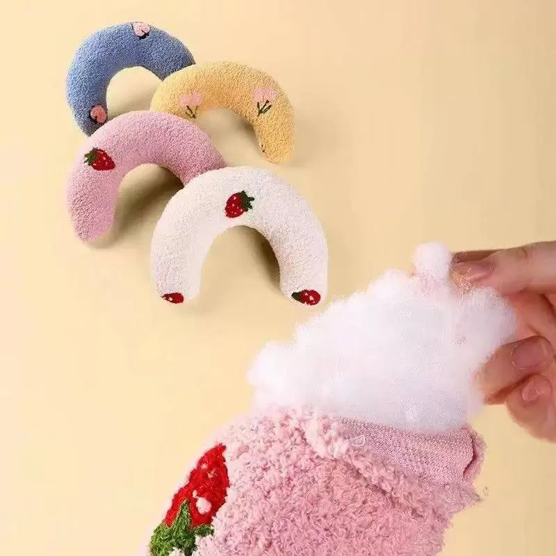 Almohada calmante en U para gatos y perros – Cojín suave para dormir - imagen 5