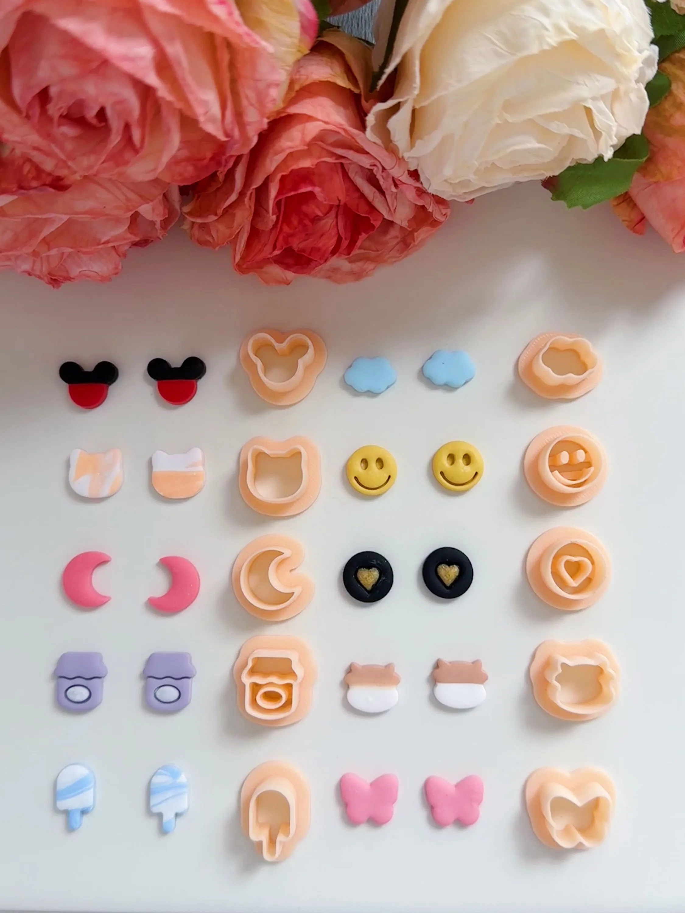 Coupe-glace/lune/papillon/vache/chat/visage souriant/nuclou, coupe-argile polymère en forme de nuage pour bricolage, fabrication de clous de boucles d'oreilles, 1 pièce