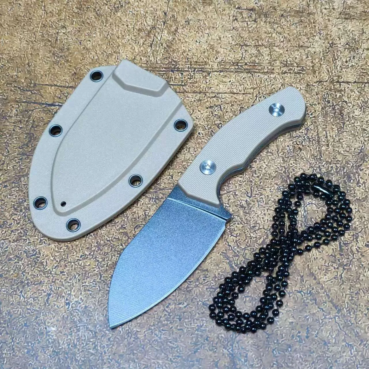 Hot Selling Neck  Mini Neck Knife EDC Portable  Knife Survival Creative Necklace Outdoor Knife