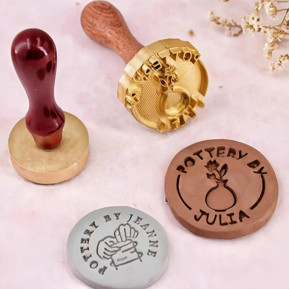 Tampon en céramique personnalisé pour l'emboutissage de l'argile, logo et design sur mesure, idéal pour le marquage de logos sur céramique (2,5 cm